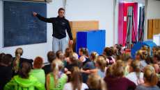 Hjælpeinstruktør 1